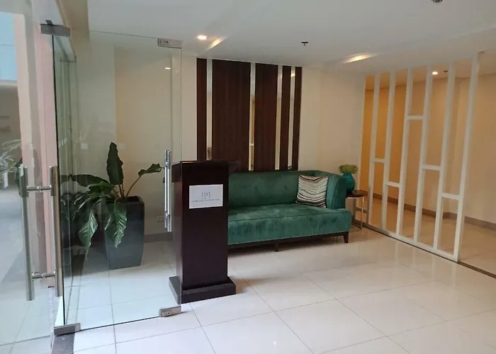 Chillax 101 Newport Boulevard * Manila