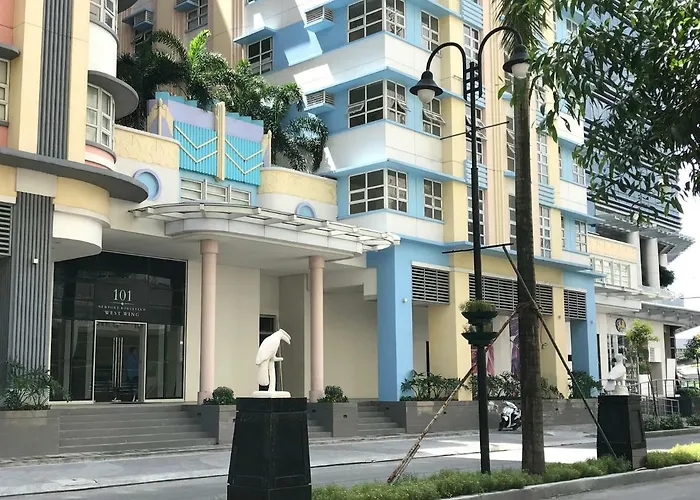Chillax 101 Newport Boulevard Apartment Manila