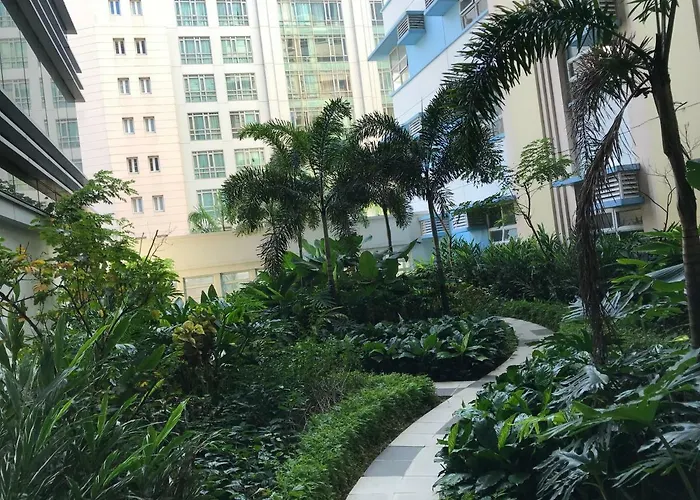 Chillax 101 Newport Boulevard Apartment Manila
