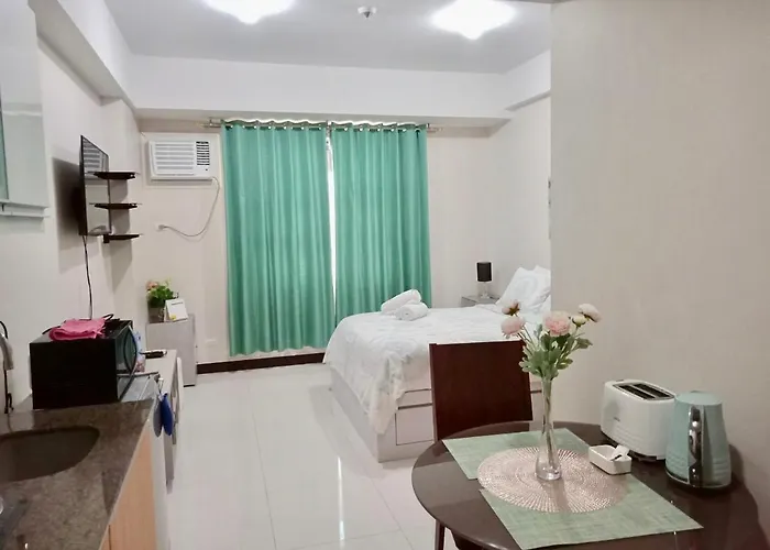Chillax 101 Newport Boulevard * Manila